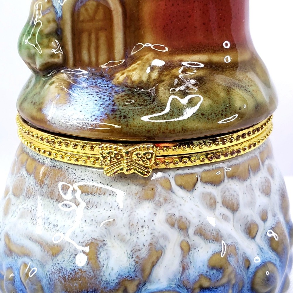 Lighthouse Trinket Box Hand-Painted Gold Butterfly Clasp 5.75" Tall Coastal - Picture 5 of 9